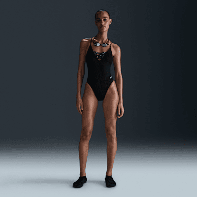 Nike☆sneakerkini/クロスデザイン スイムワンピース♪送料込 Nike Swim Sneakerkini 2.0 Women's Crossback One-Piece. Nike.com